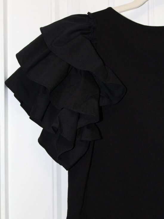 The Harlowe & Graham Women's Medium Boho Tie Front V-neck Top in colorful geomet - Picture 8 of 10